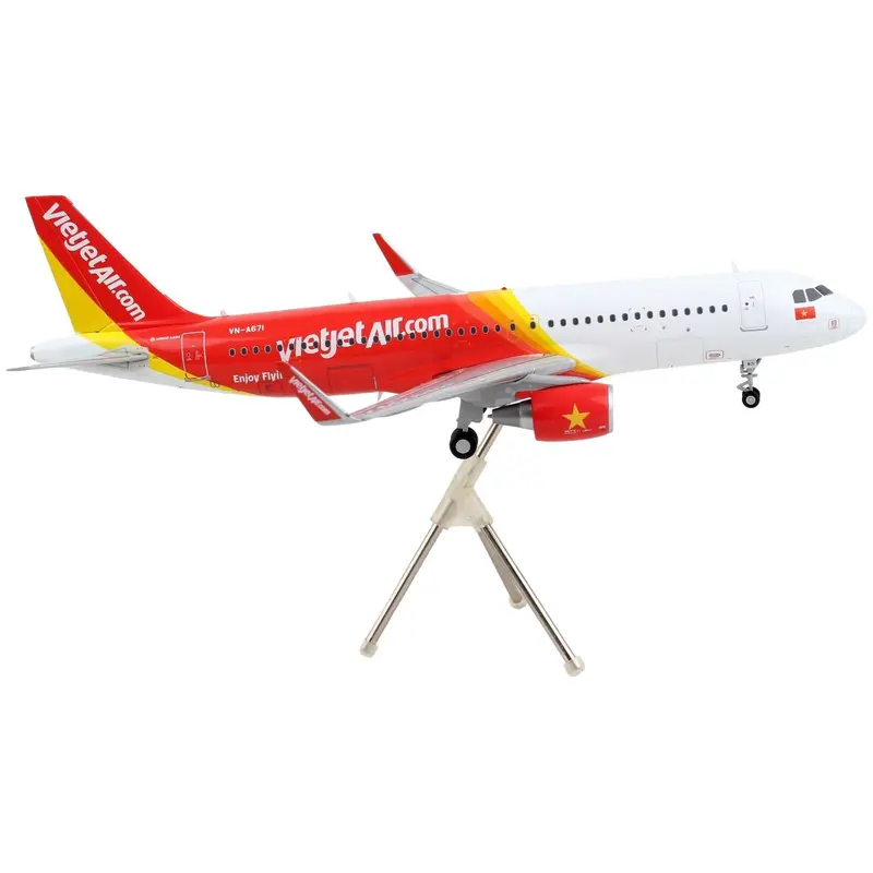 Airbus A320 Commercial Aircraft "Vietjet Air" White And Red "Gemini 200" Series 1/200 Diecast Model Airplane By Geminijets 1