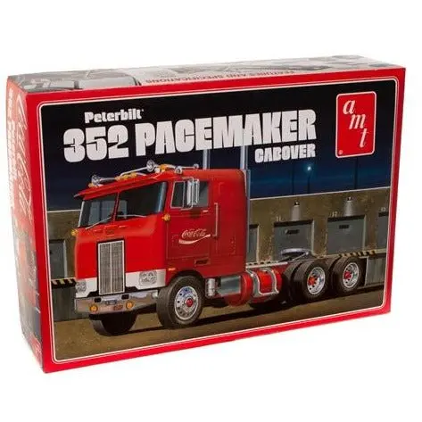 Amt Peterbilt 352 Pacemaker Cabover (Coca Cola) 1/25 Scale 1