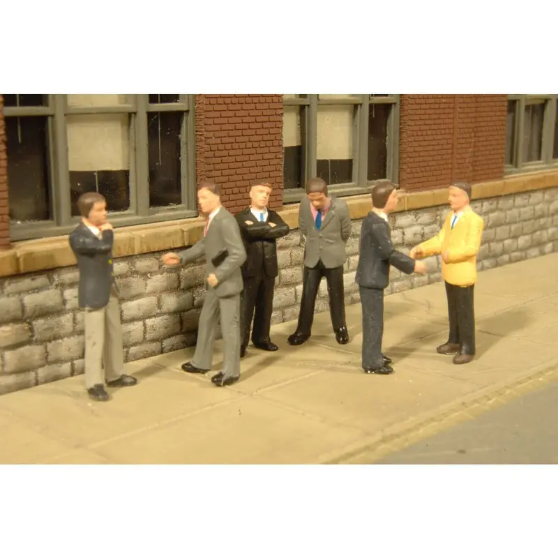 Bachmann Businessmen - Ho Scale 1