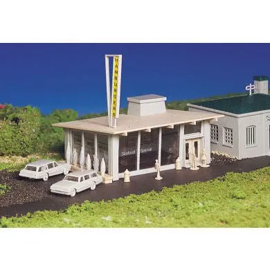 Bachmann Drive-In Burger Stand (Ho Scale) 1