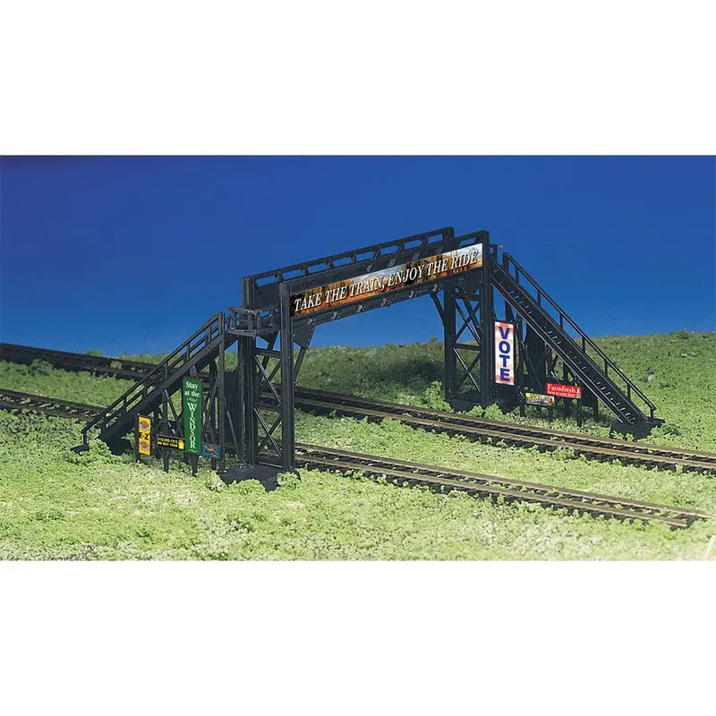 Bachmann Pedestrian Bridge (Ho Scale) 1