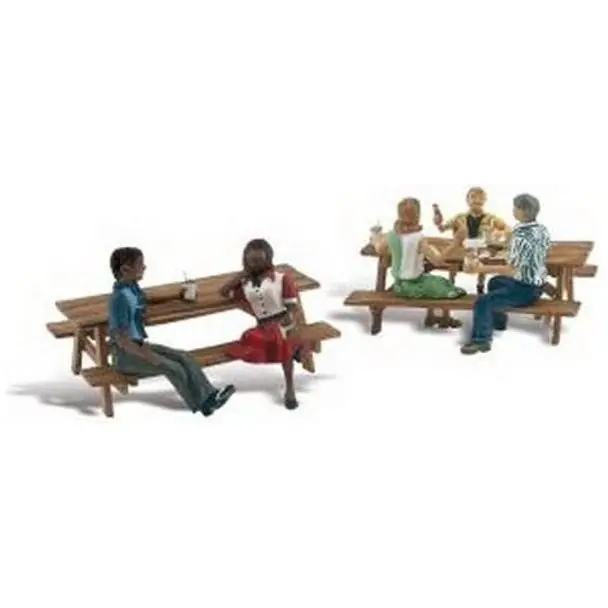 N Outdoor Dining 1