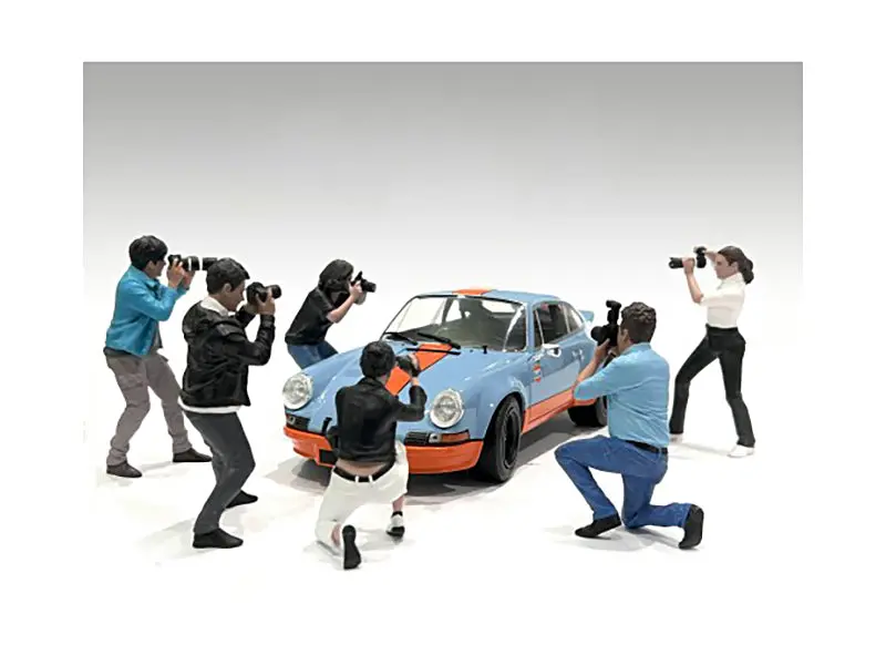 "Photographers" 6 Piece Figure Set For 1/18 Scale Models By American Diorama 1