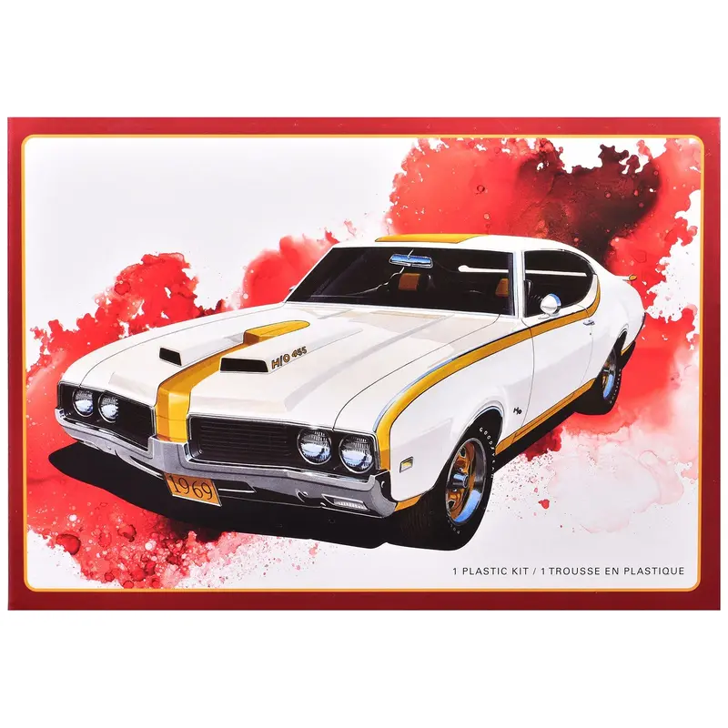 Skill 2 Model Kit 1969 Hurst Oldsmobile Cutlass 1/25 Scale Model By Amt 1