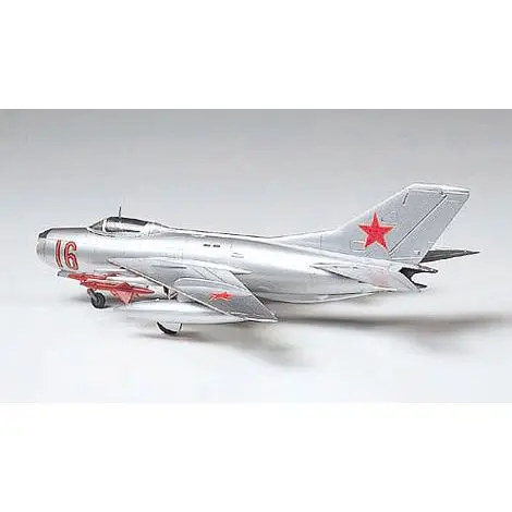 Tamiya 61609 Mig-19 Farmer 1